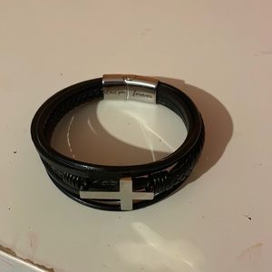 Piece of jewelry to wear for everything